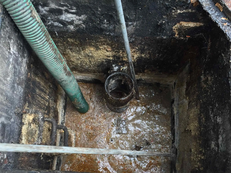 盛和家园隔油池清理